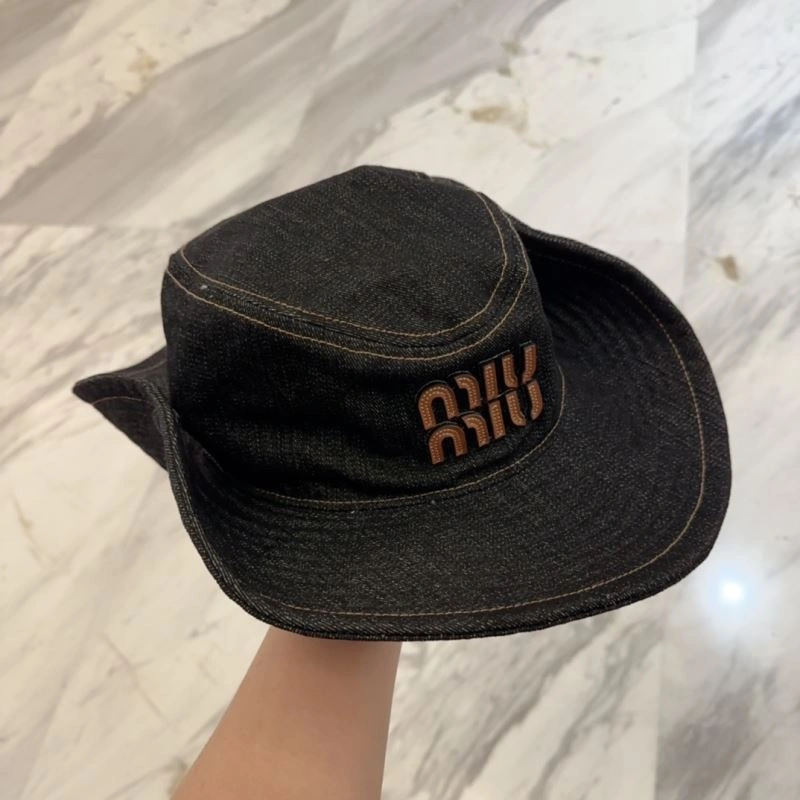 Miu Miu Caps Sophisticated 261706
