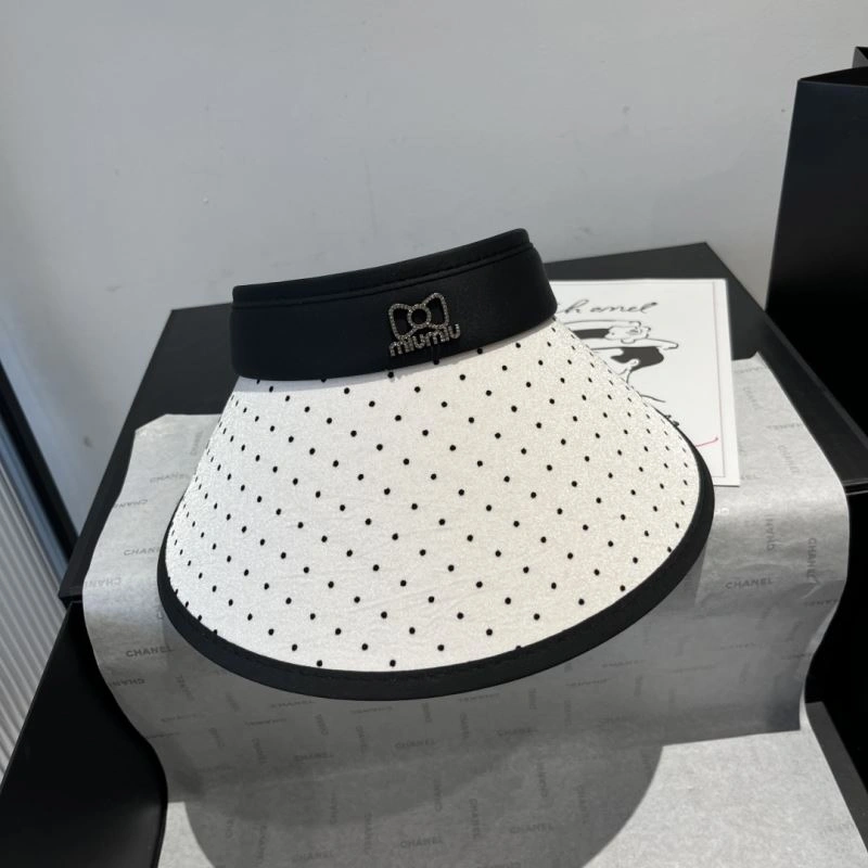 Miu Miu Caps Modern 261712