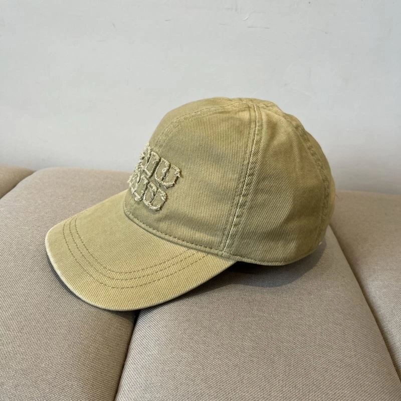 Snug Miu Miu Caps 261723