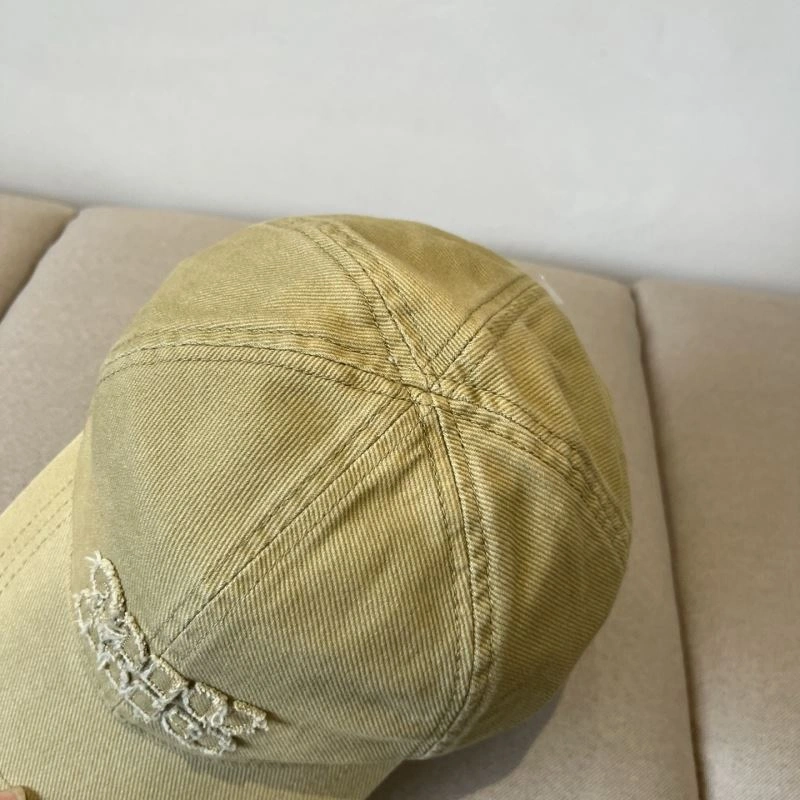 Snug Miu Miu Caps 261723