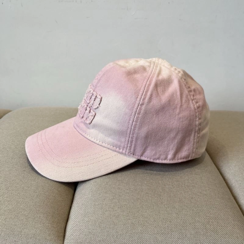 Miu Miu Caps Durable 261700
