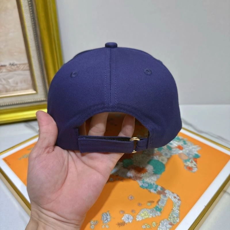 Miu Miu Caps EyeCatching 261710