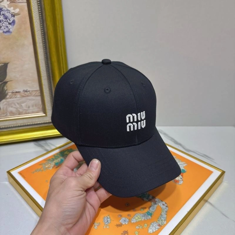 Casual Miu Miu Caps 261698