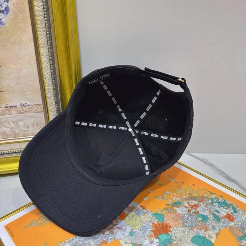 Casual Miu Miu Caps 261698