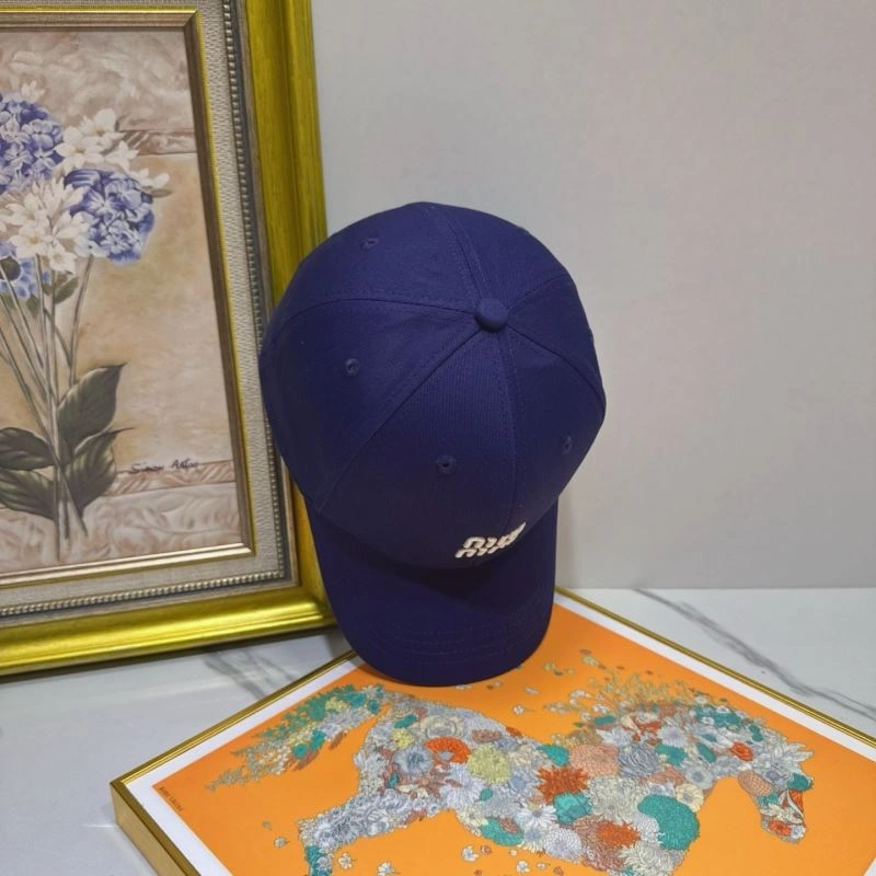 Miu Miu Caps Elegant 261697