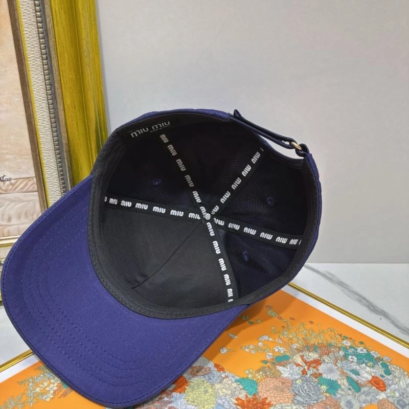 Miu Miu Caps Elegant 261697