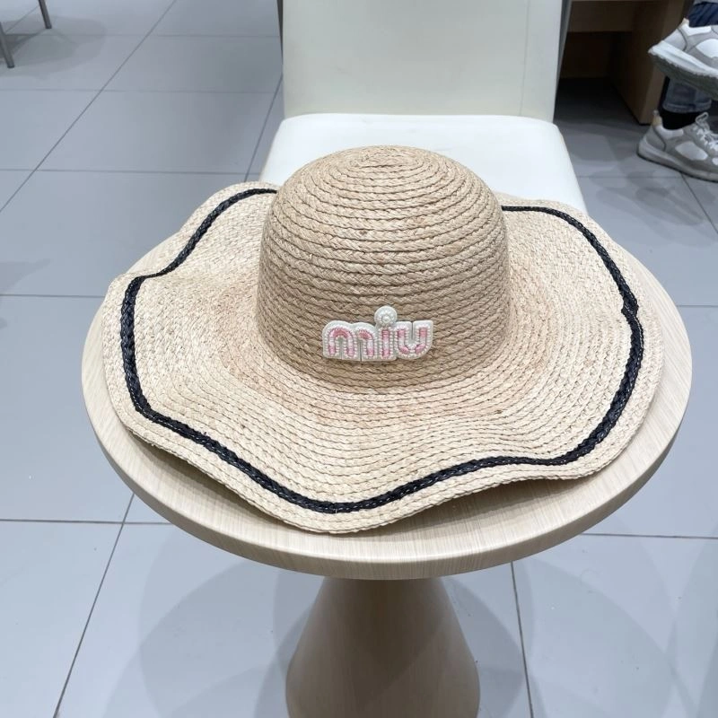 Miu Miu Caps EasyMatch 261680