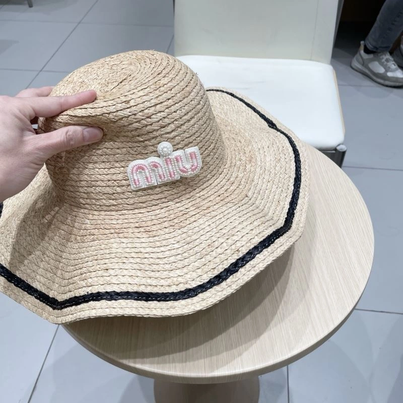 Miu Miu Caps EasyMatch 261680