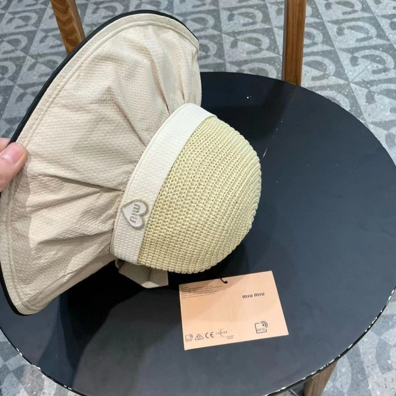 Miu Miu Caps Snug 261669