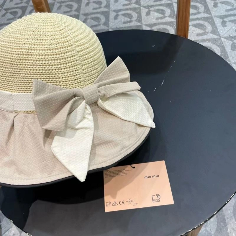 Miu Miu Caps Snug 261669