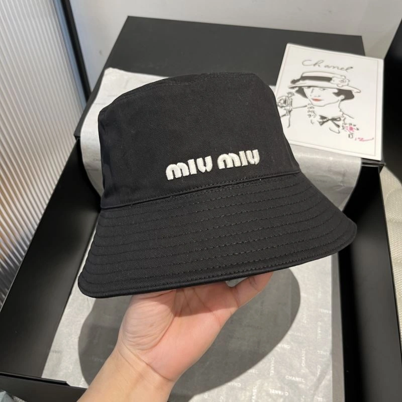 Miu Miu Caps FastDry 261661