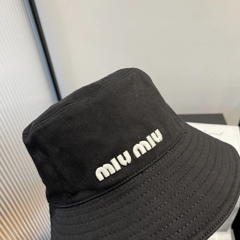 Miu Miu Caps FastDry 261661