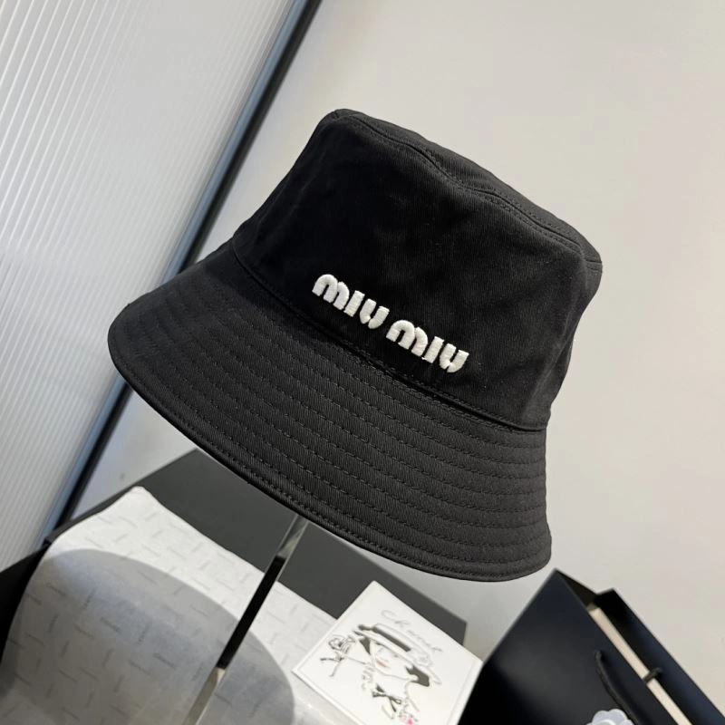 Miu Miu Caps FastDry 261661