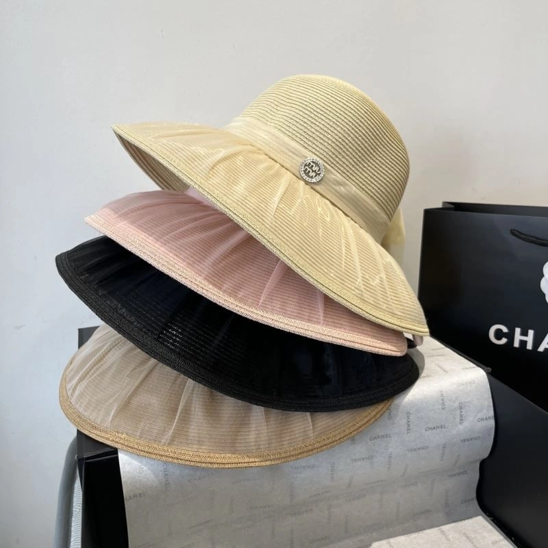 Miu Miu Caps Effortless 261691