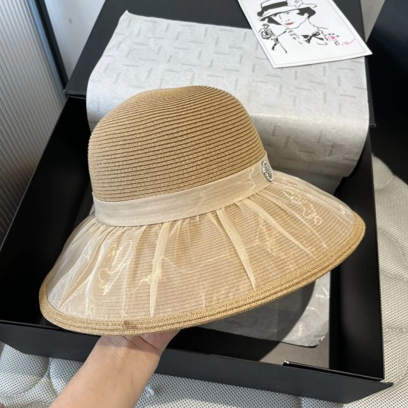 Miu Miu Caps Effortless 261691