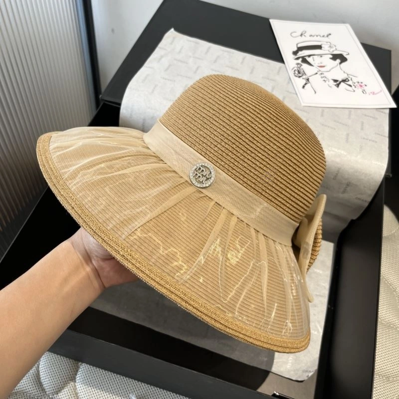 Miu Miu Caps Effortless 261691