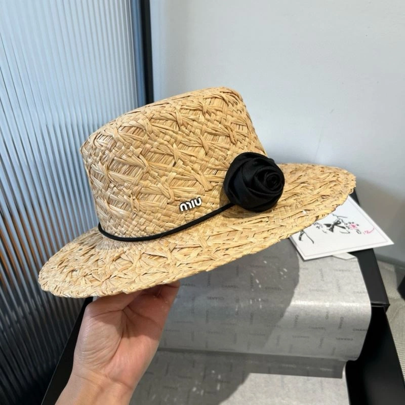Miu Miu Caps Bold 261663
