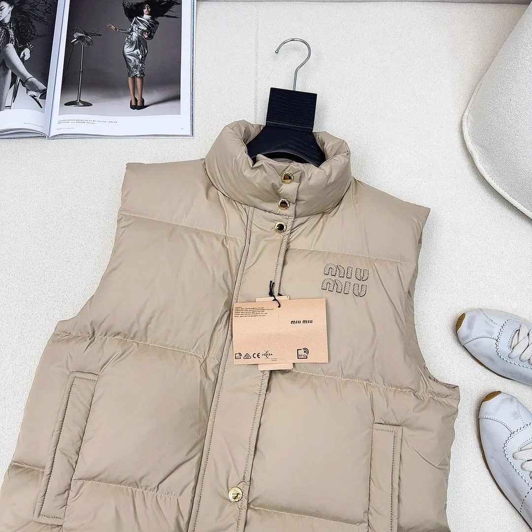 Miu Miu Down Jackets TimelessDesign 165304