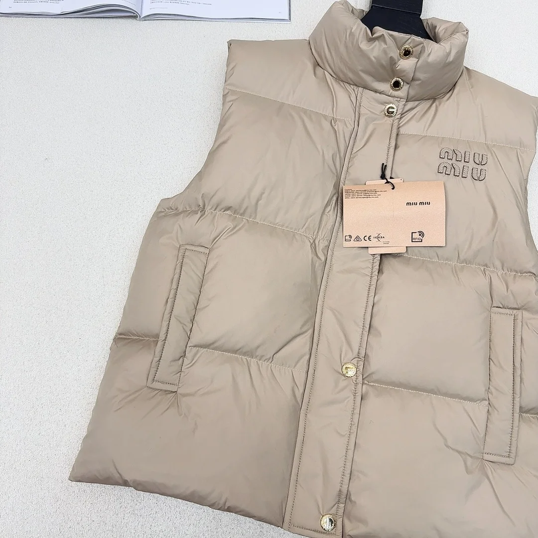 Miu Miu Down Jackets TimelessDesign 165304