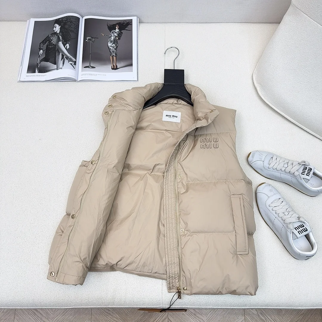 Miu Miu Down Jackets TimelessDesign 165304