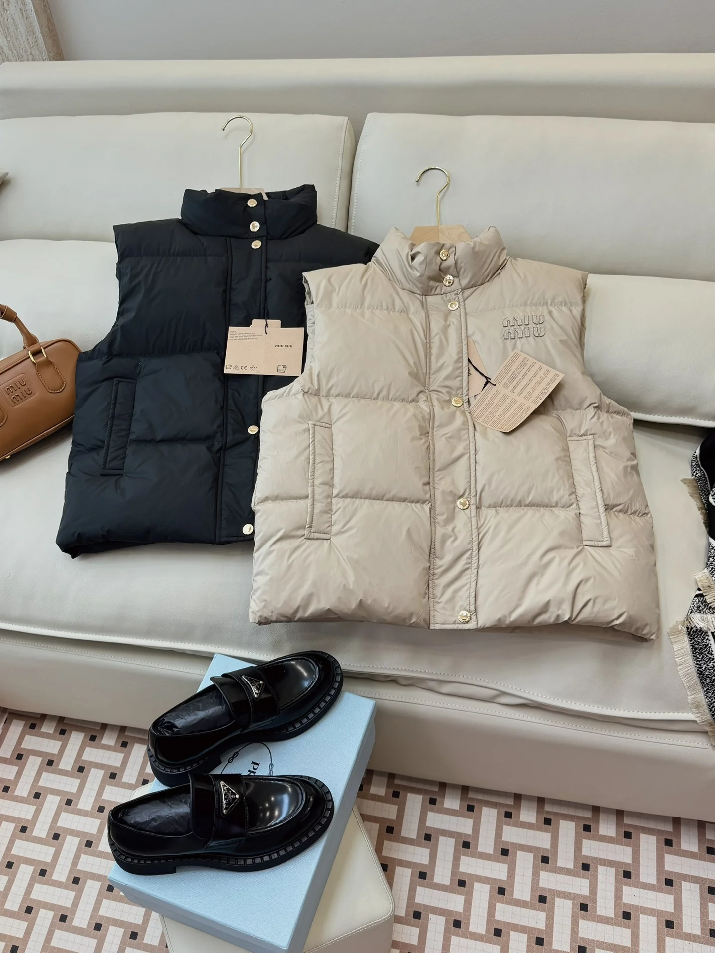 Miu Miu Down Jackets Breathable 165221