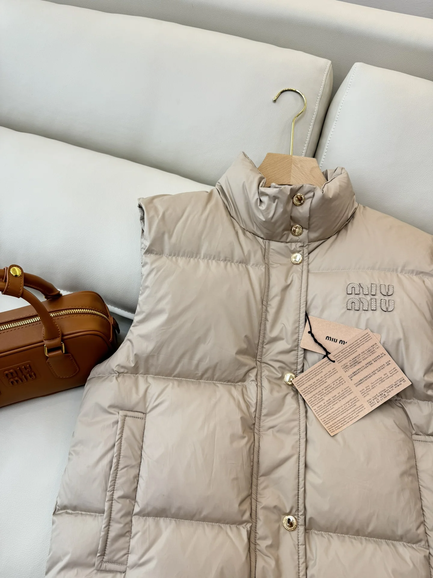 Miu Miu Down Jackets Breathable 165221