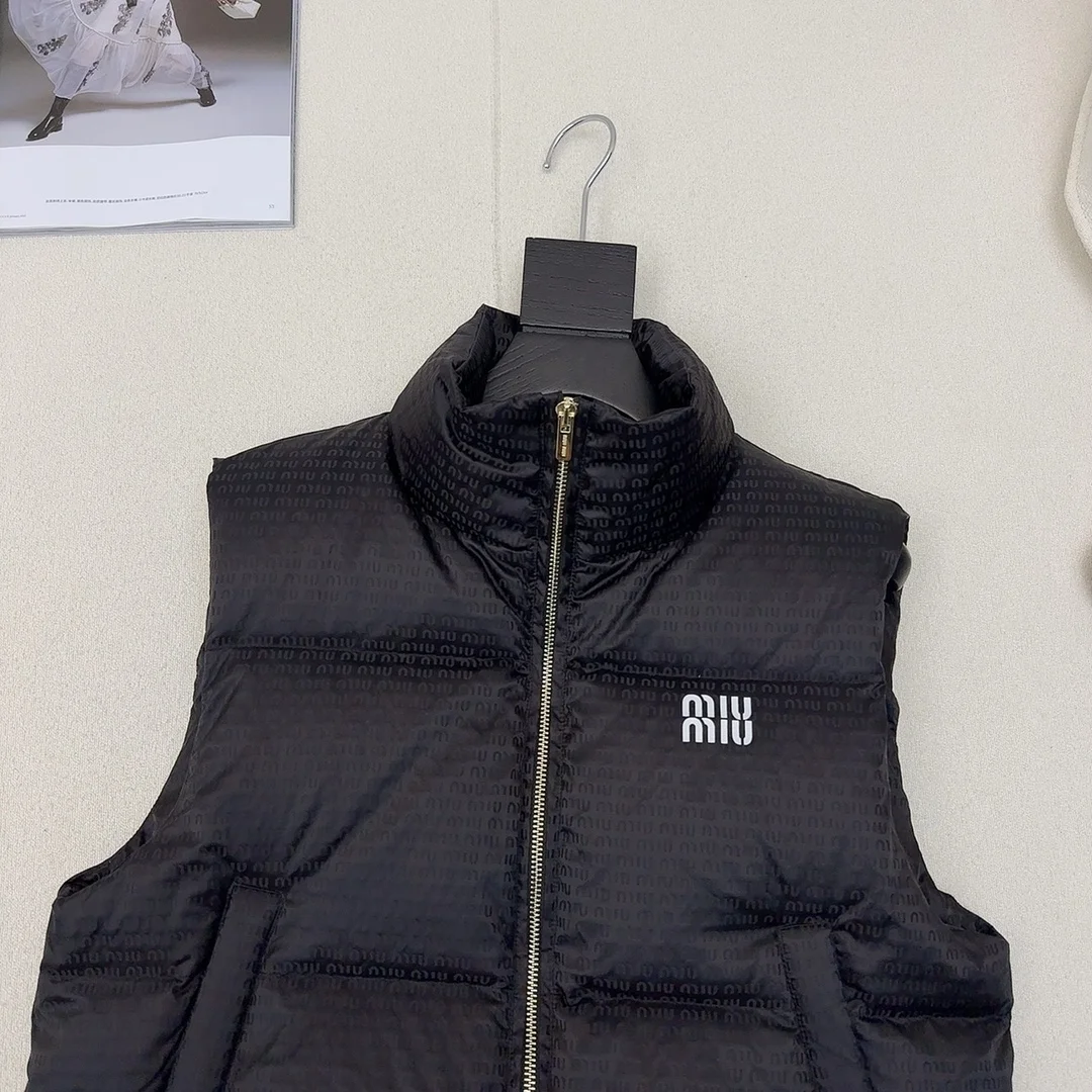 Miu Miu Down Jackets Comfortable 165217