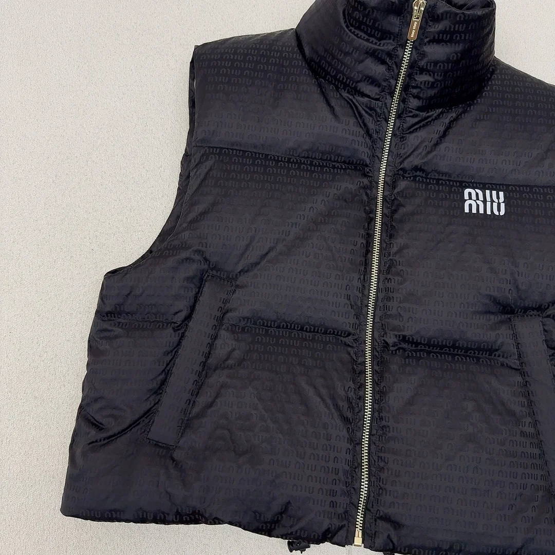 Miu Miu Down Jackets Comfortable 165217