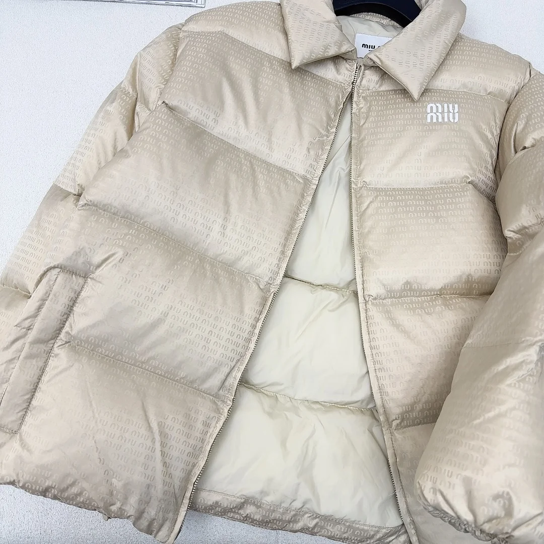 Miu Miu Down Jackets Elegant 165216