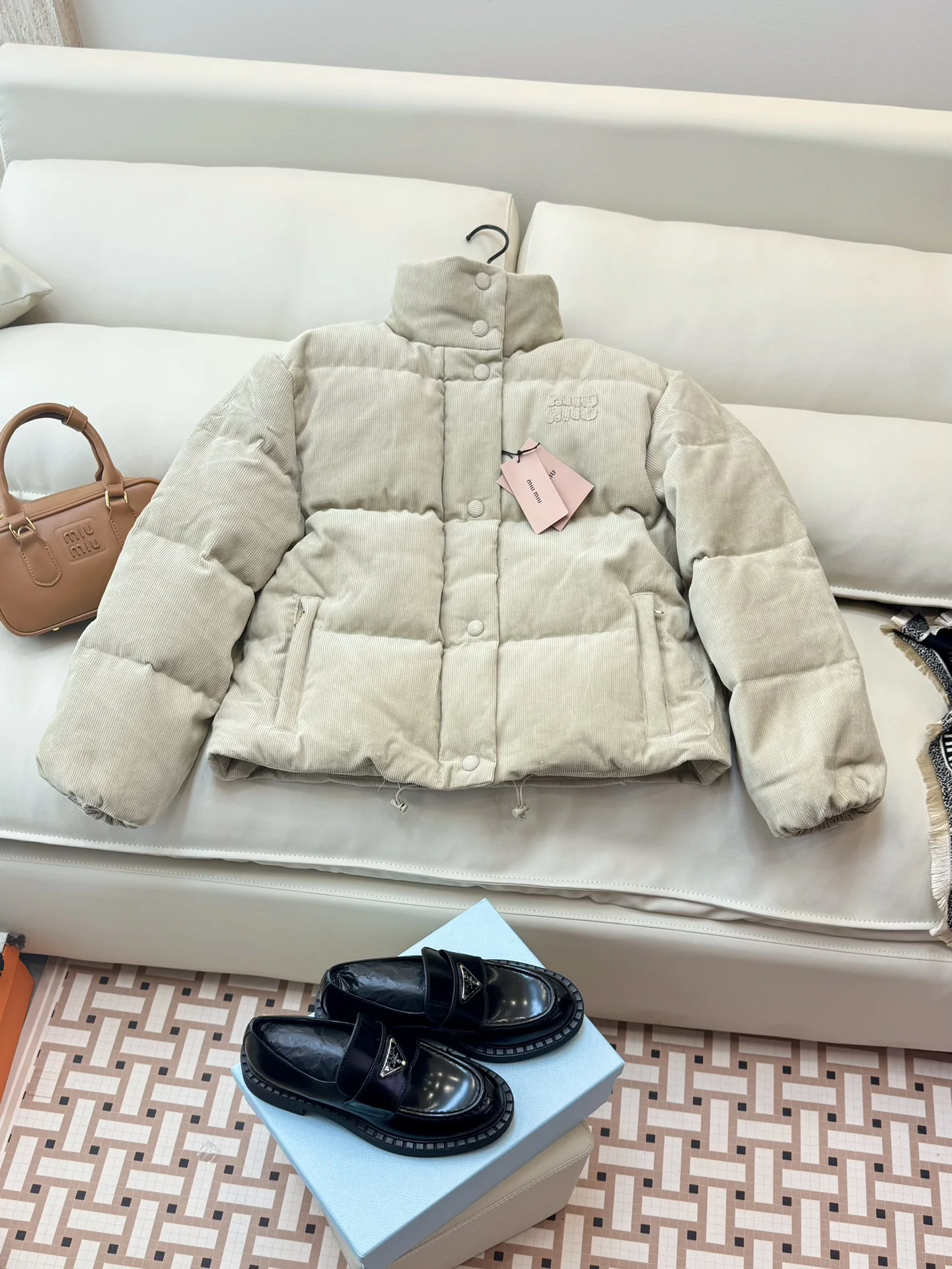 Resilient Miu Miu Down Jackets 165263