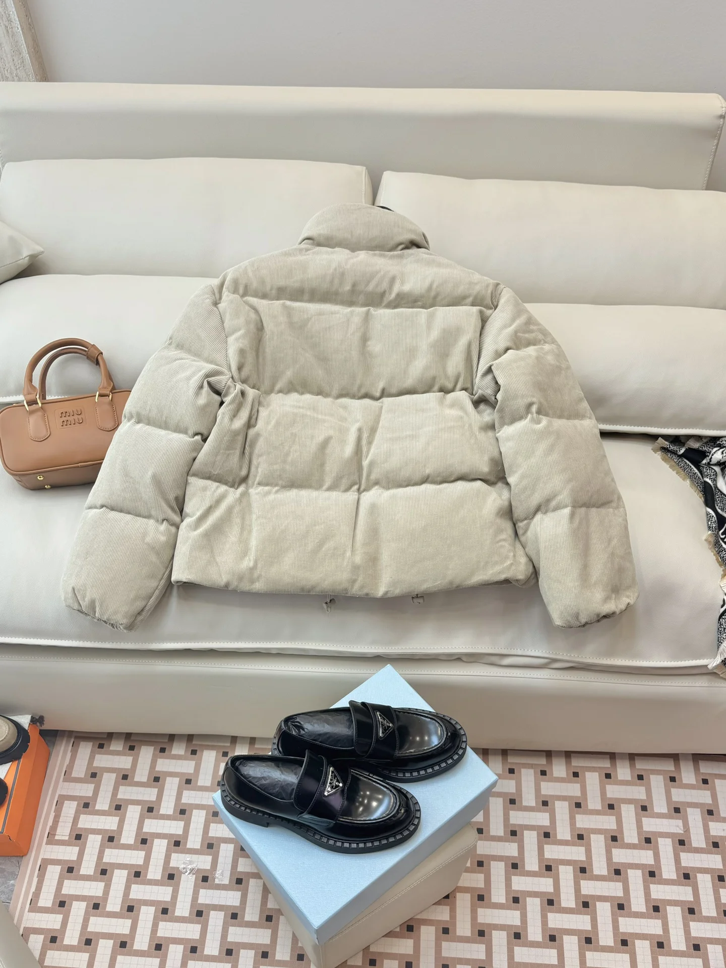 Resilient Miu Miu Down Jackets 165263