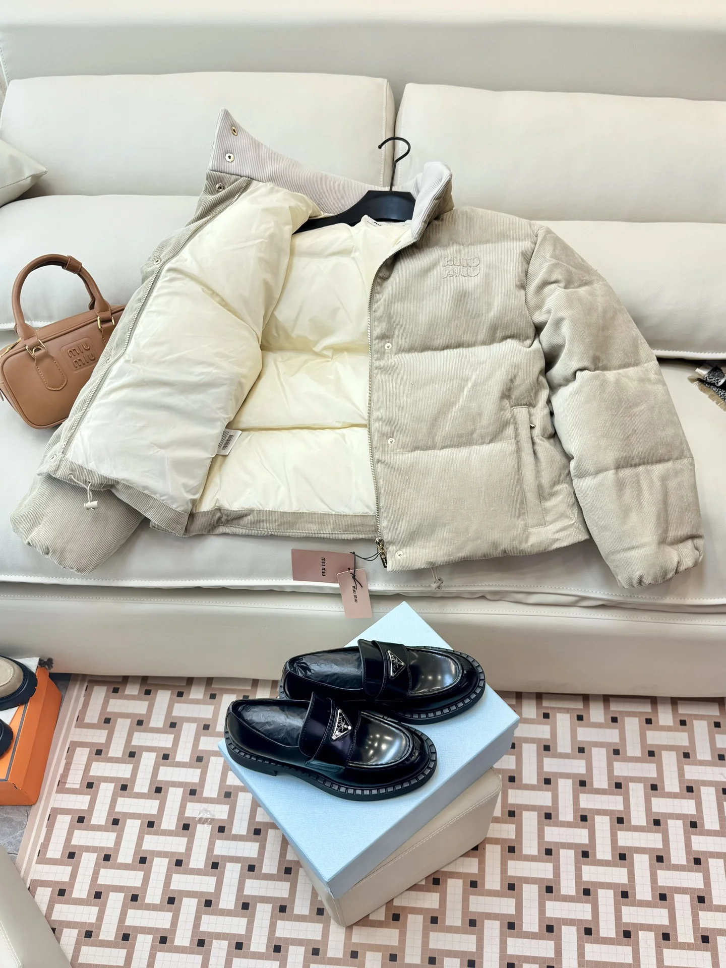 Resilient Miu Miu Down Jackets 165263