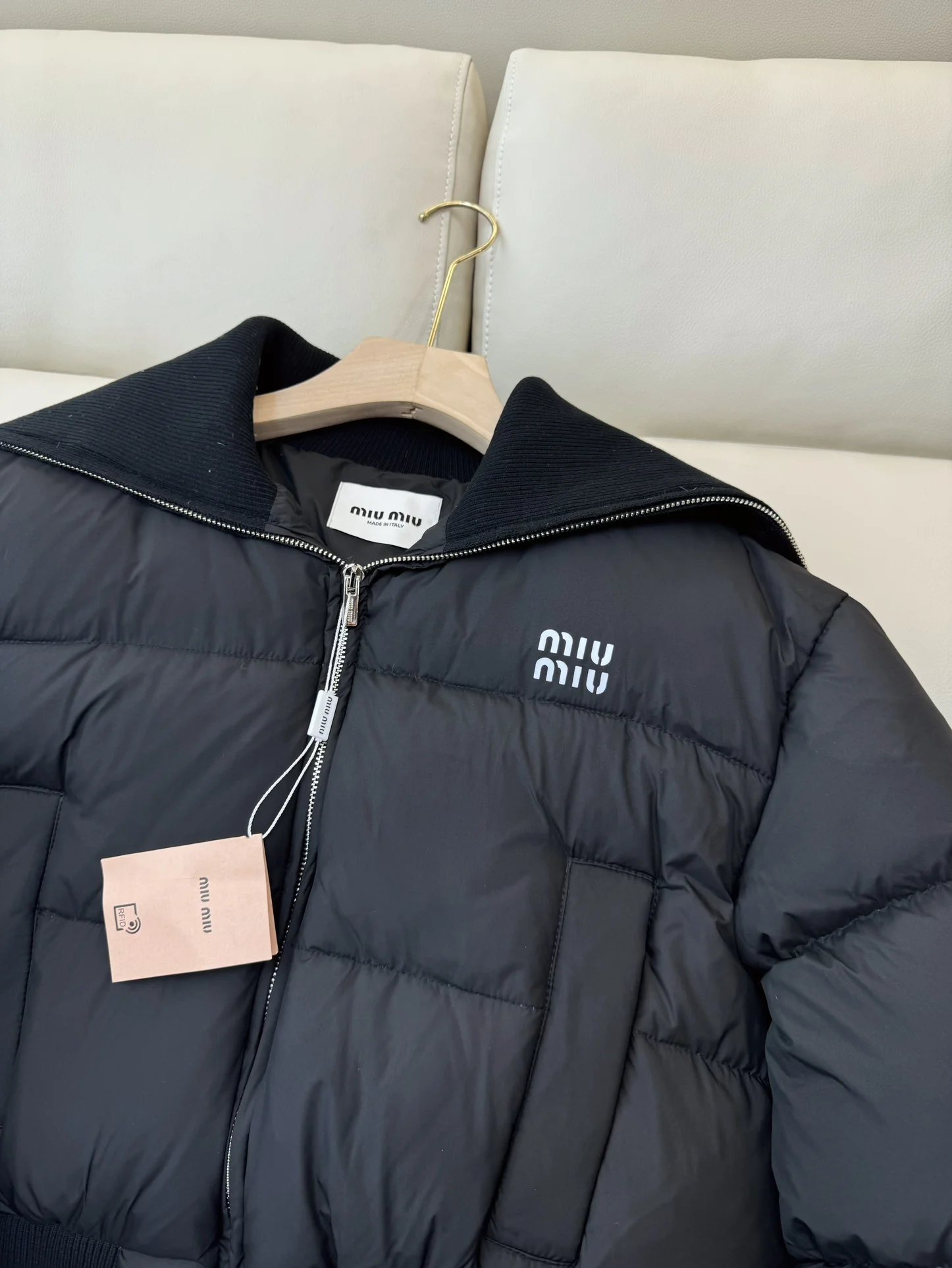 TechFriendly Miu Miu Down Jackets 165213