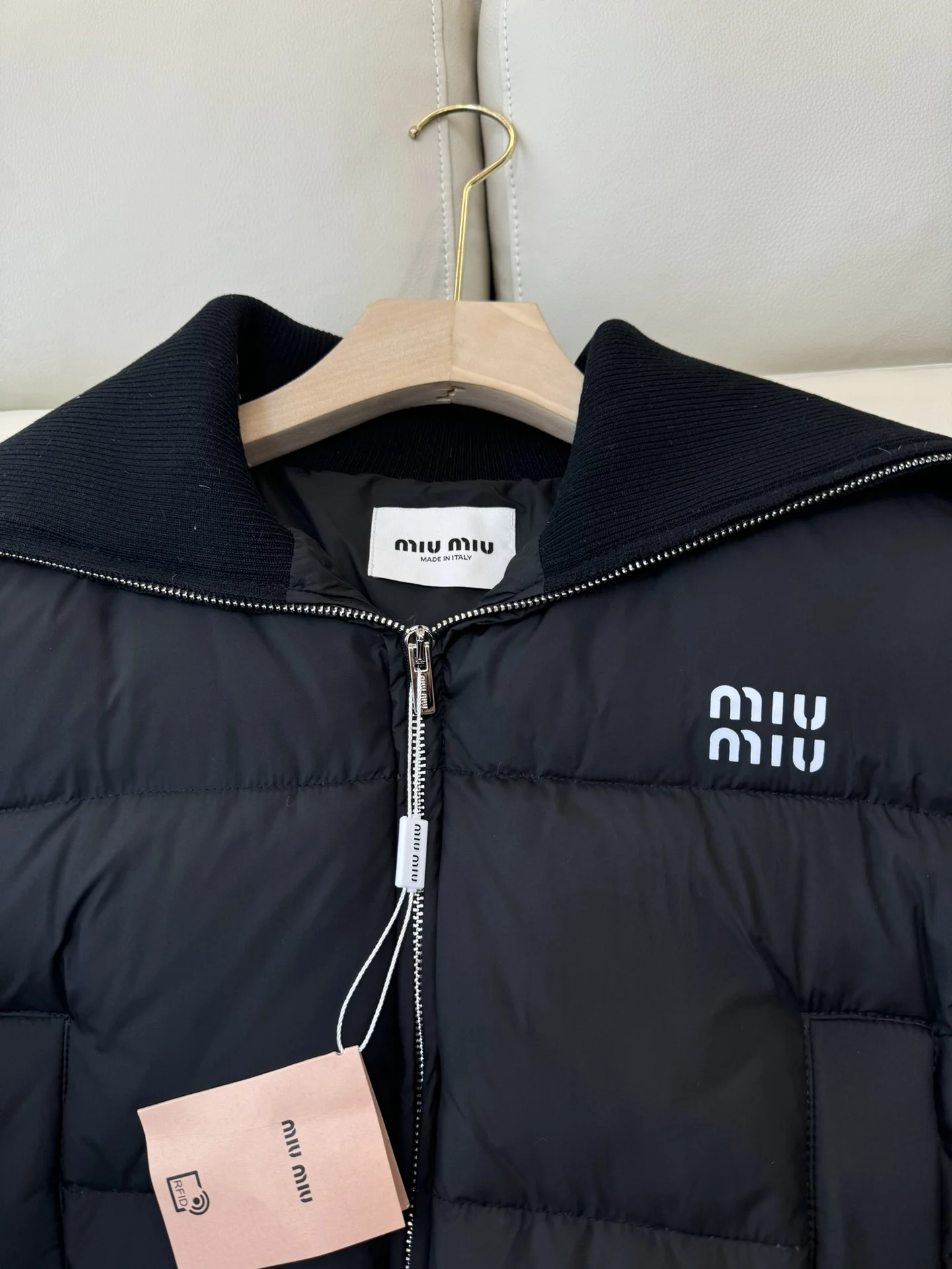 TechFriendly Miu Miu Down Jackets 165213