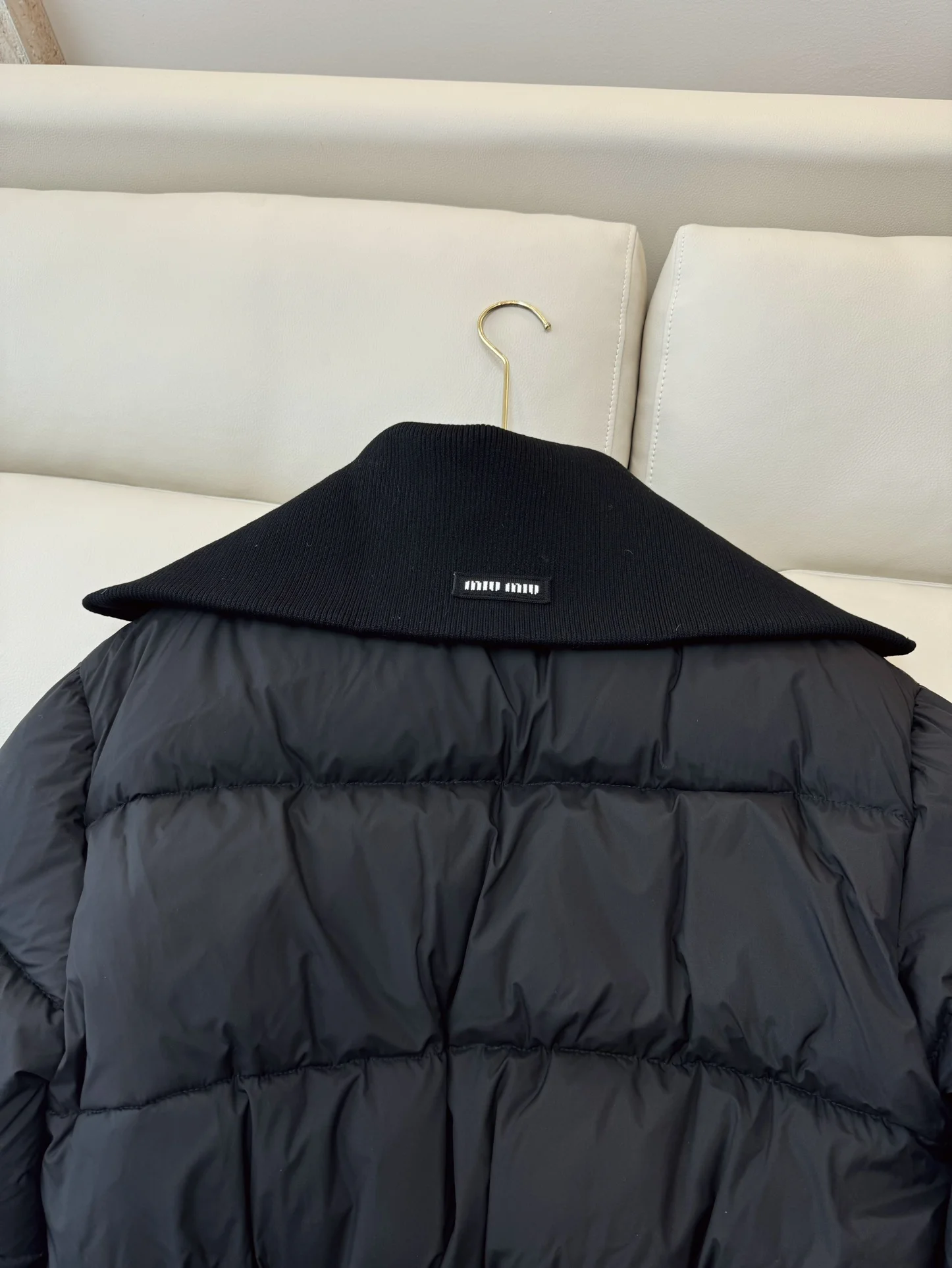 TechFriendly Miu Miu Down Jackets 165213