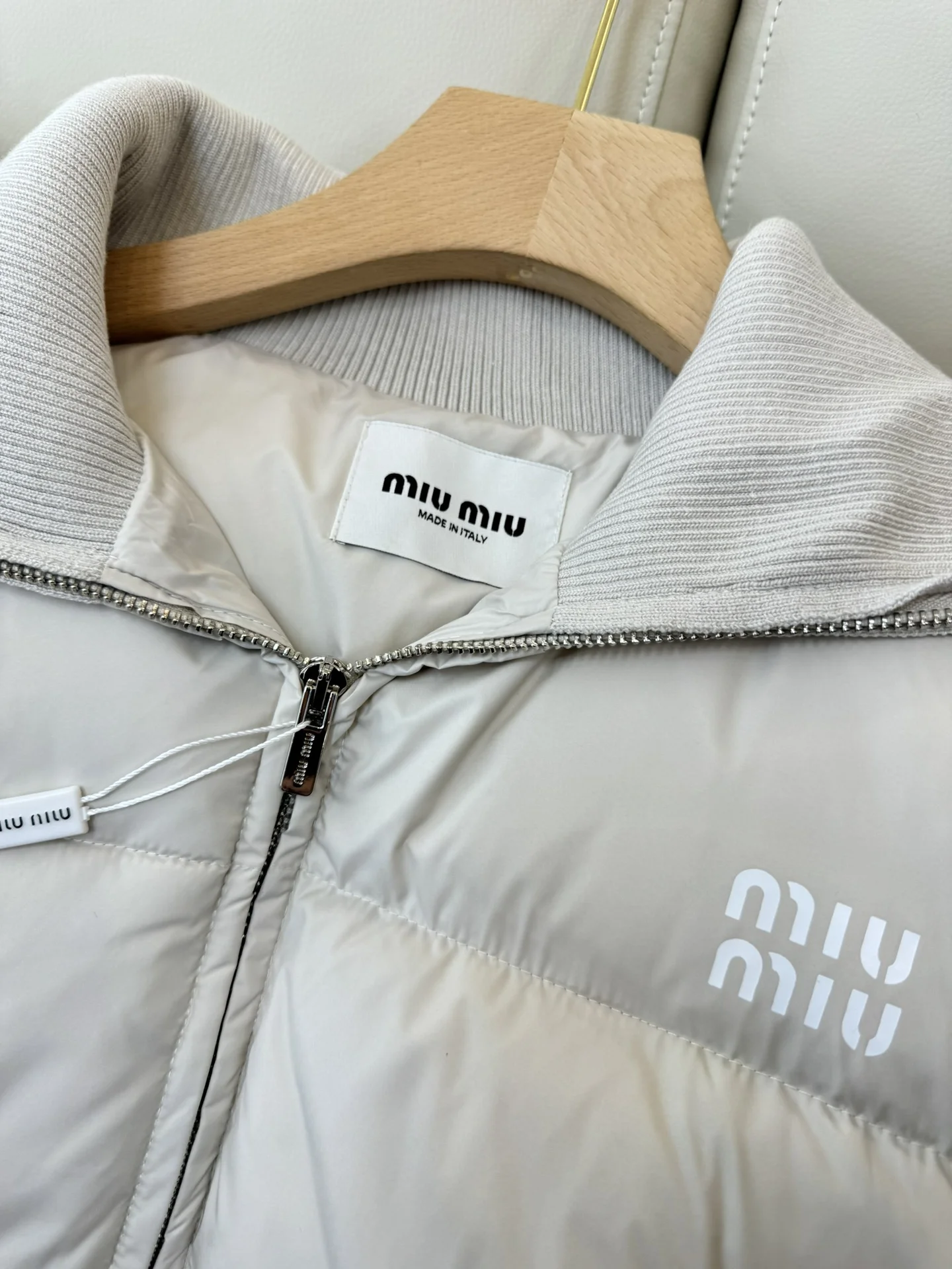 Miu Miu Down Jackets Practical 165212