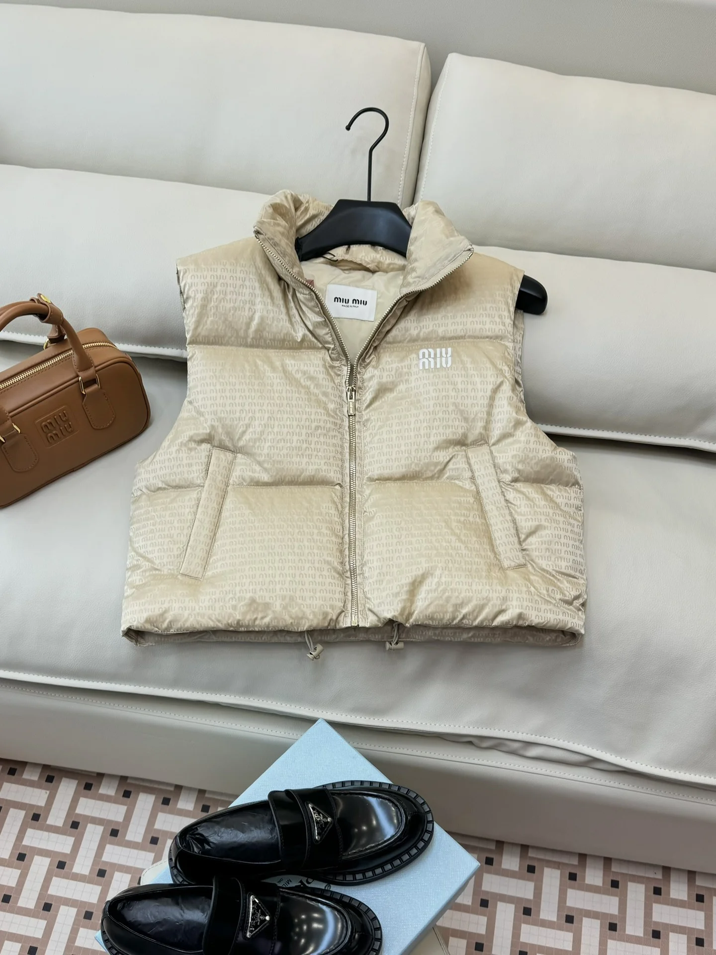 Resilient Miu Miu Down Jackets 165211