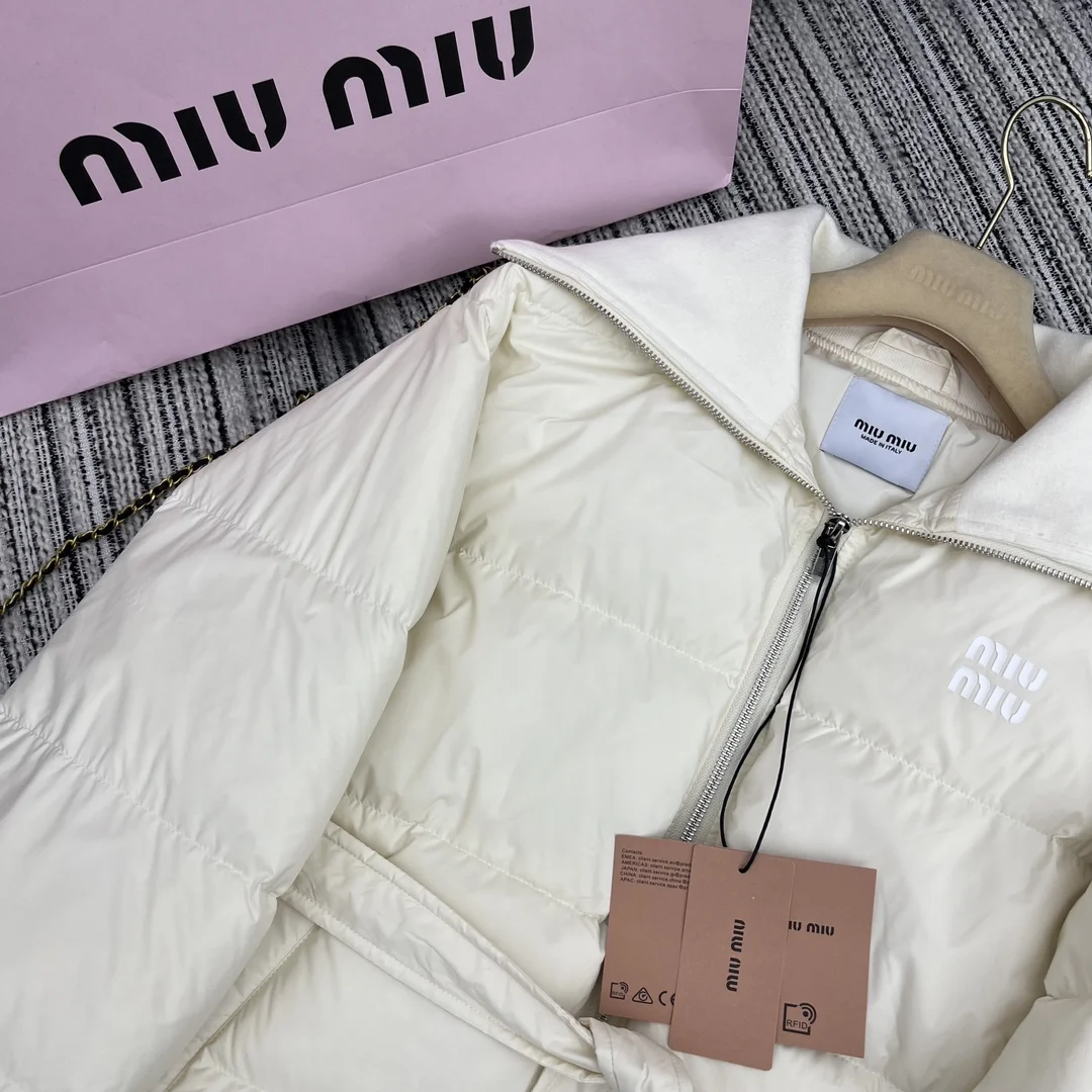 Trendsetting Miu Miu Down Jackets 165195
