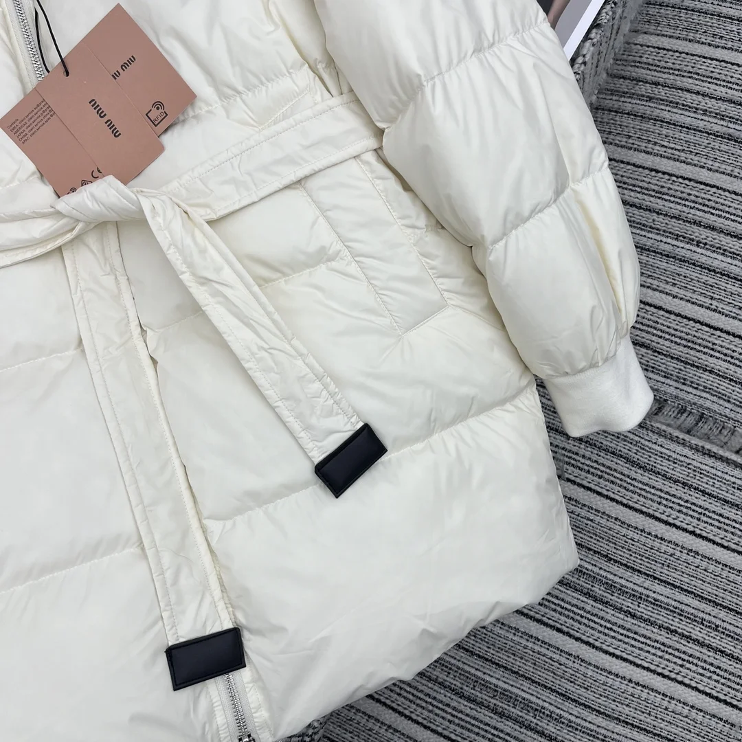 Trendsetting Miu Miu Down Jackets 165195