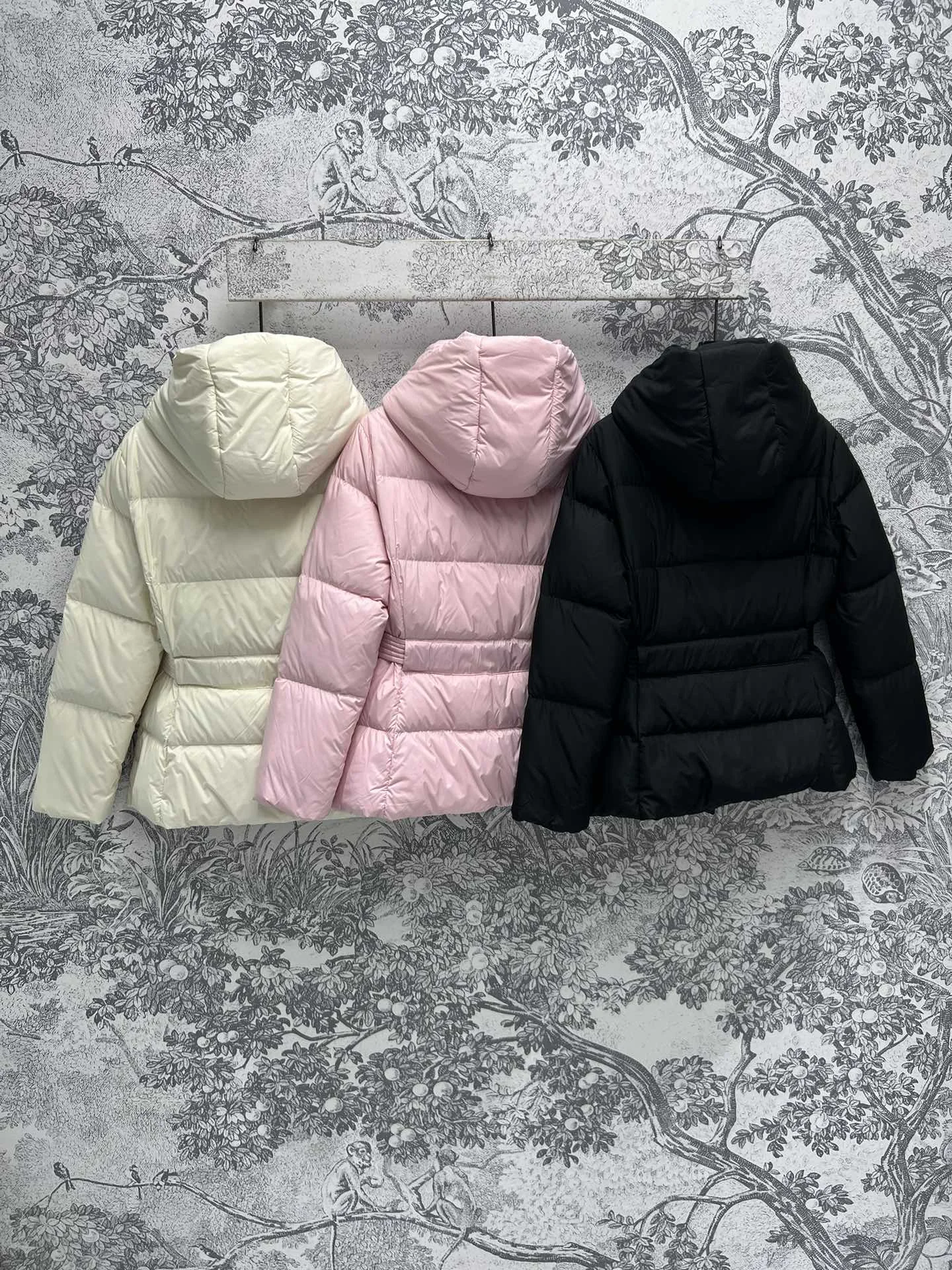 Miu Miu Down Jackets ZipUp 165192