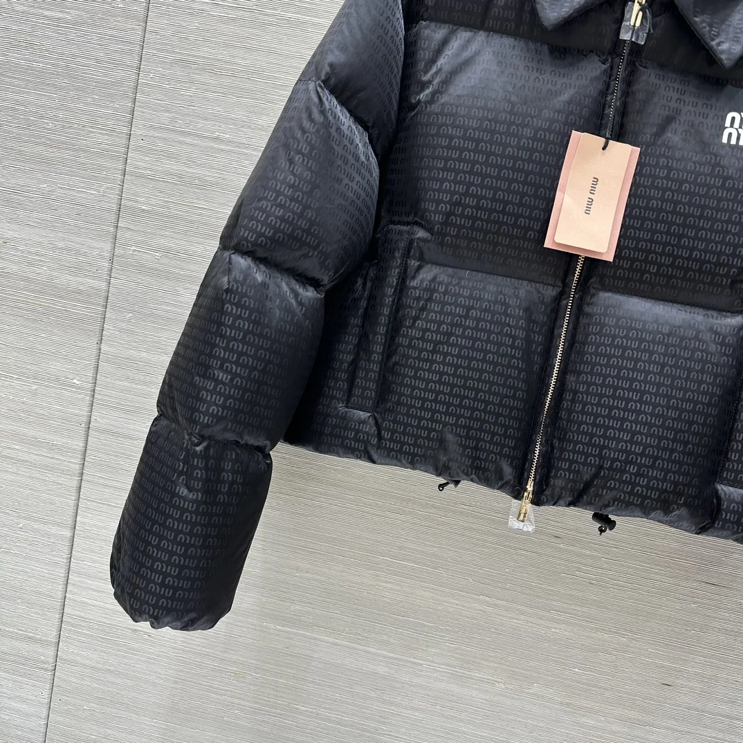 SmoothTexture Miu Miu Down Jackets 165269