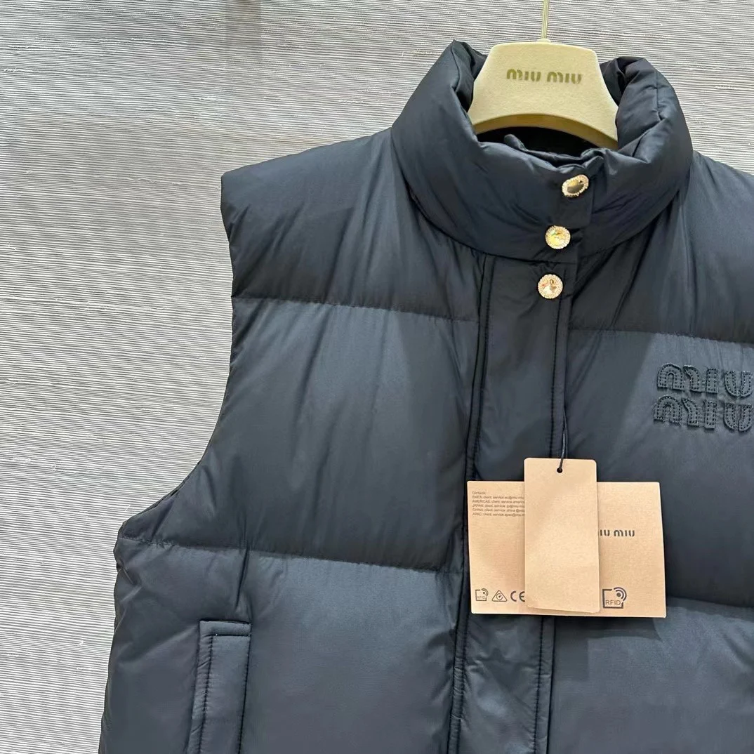 Miu Miu Down Jackets Fashionable 165186