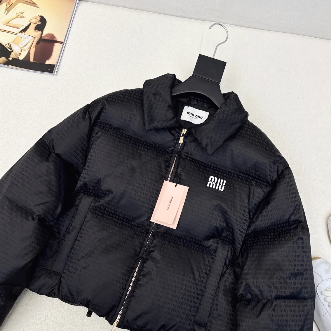 Miu Miu Down Jackets Comfortable 165173