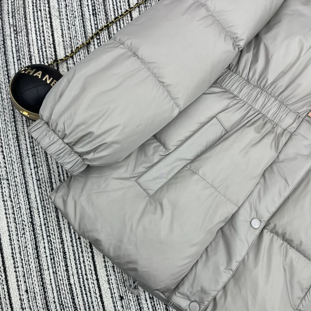 Vibrant Miu Miu Down Jackets 165162