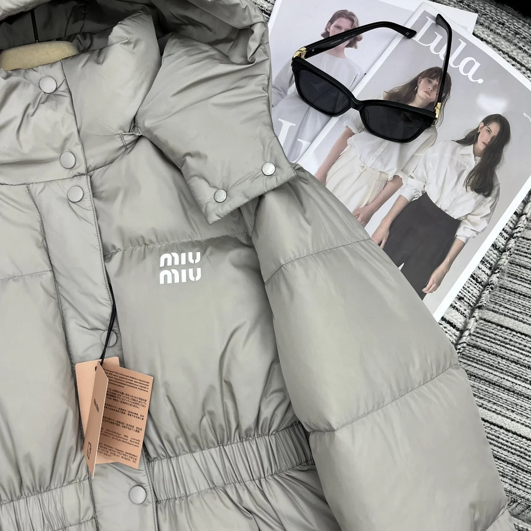 Vibrant Miu Miu Down Jackets 165162