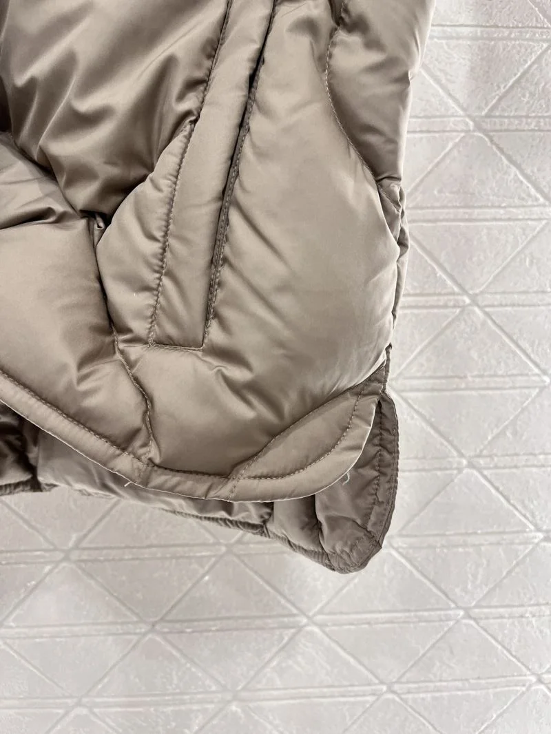 Sporty Miu Miu Down Jackets 164918