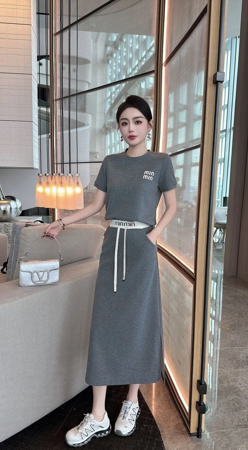 Miu Miu Dress Suits WellDesigned 163953