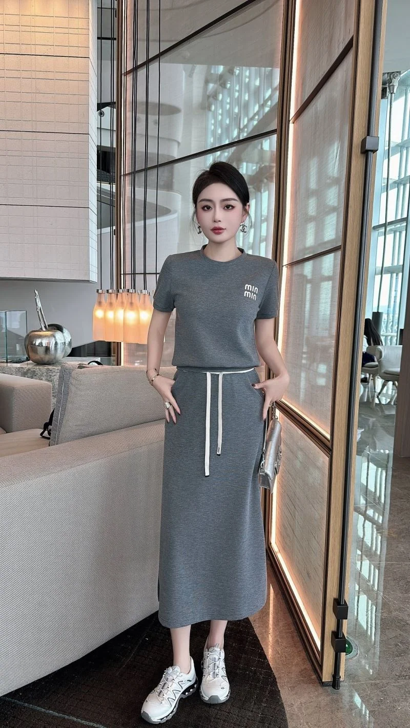 Miu Miu Dress Suits WellDesigned 163953
