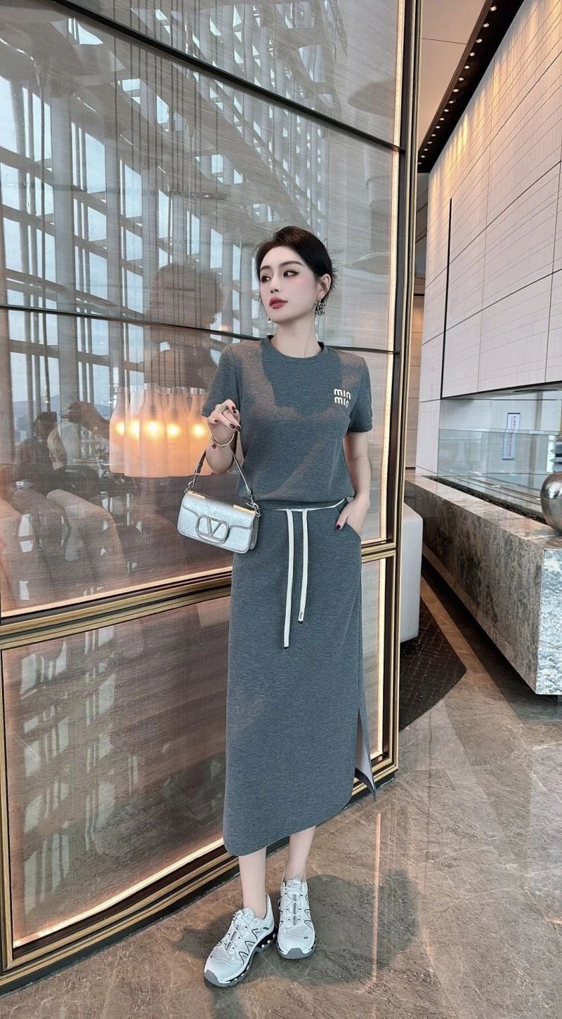 Miu Miu Dress Suits WellDesigned 163953
