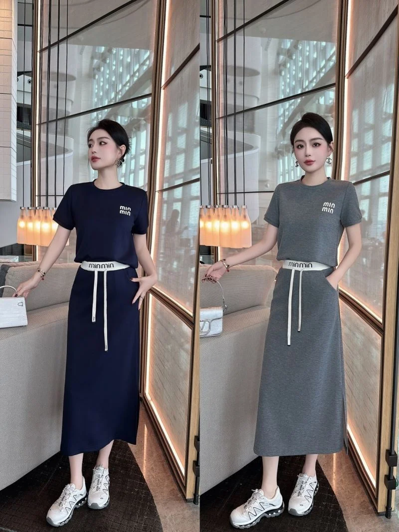 Miu Miu Dress Suits WellDesigned 163953